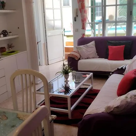 Spacious House With Private Pool Near